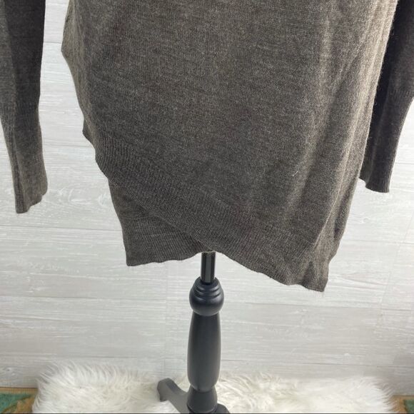 BB Dakota Cross High Low Hem Brown Crewneck Sweater - Picture 6 of 9